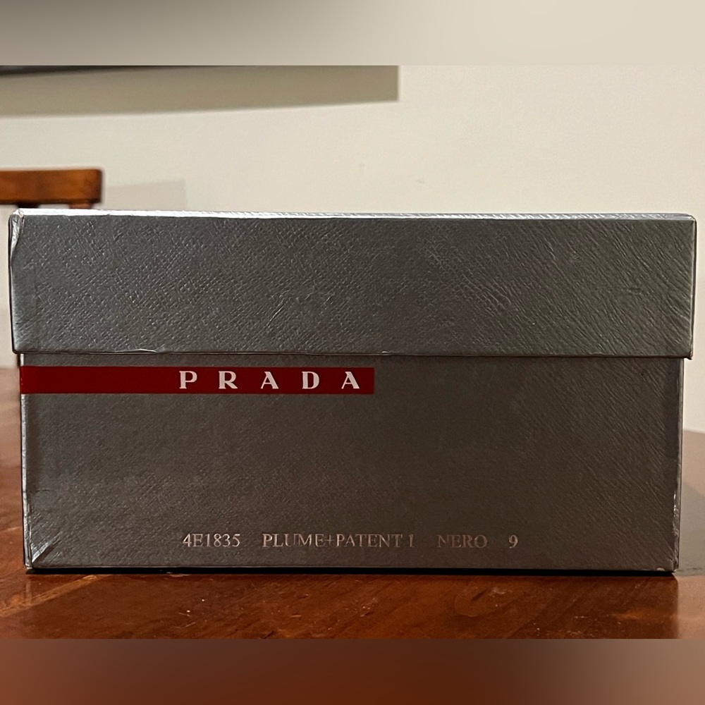 Men’s Authentic Prada Sneakers Size 9 Pristine - Unworn Nero 4E1835 - Picture 2 of 8